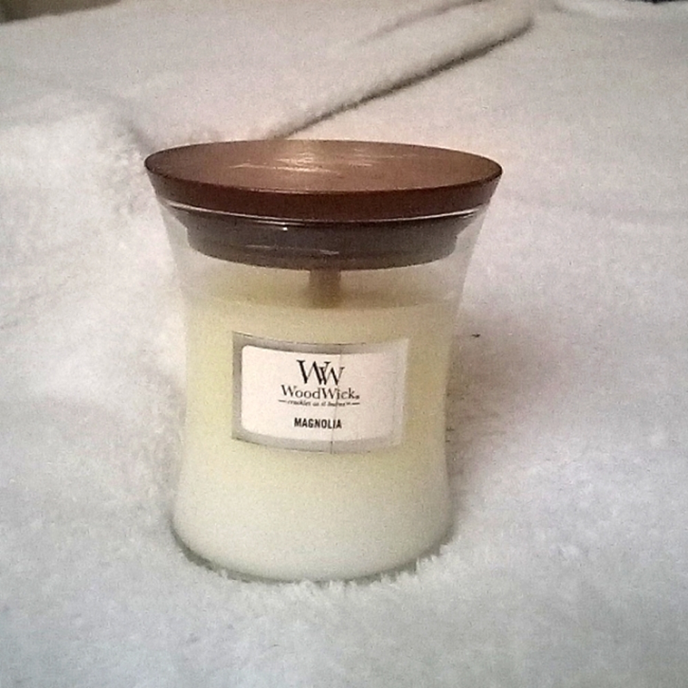 Magnolia Woodwick Mini 3oz Candle New
